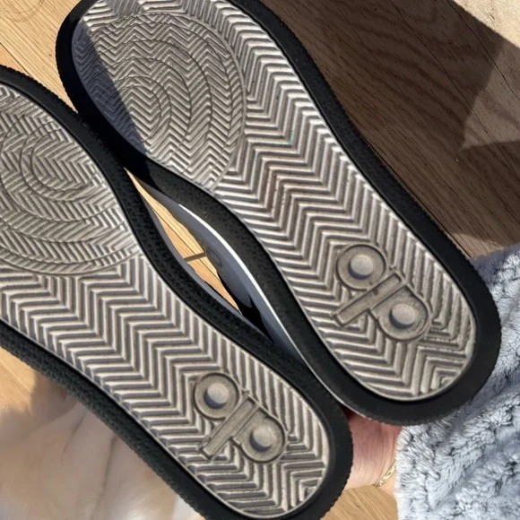 Alo Recovery Mode Sneaker Black White - Picture 4 of 6